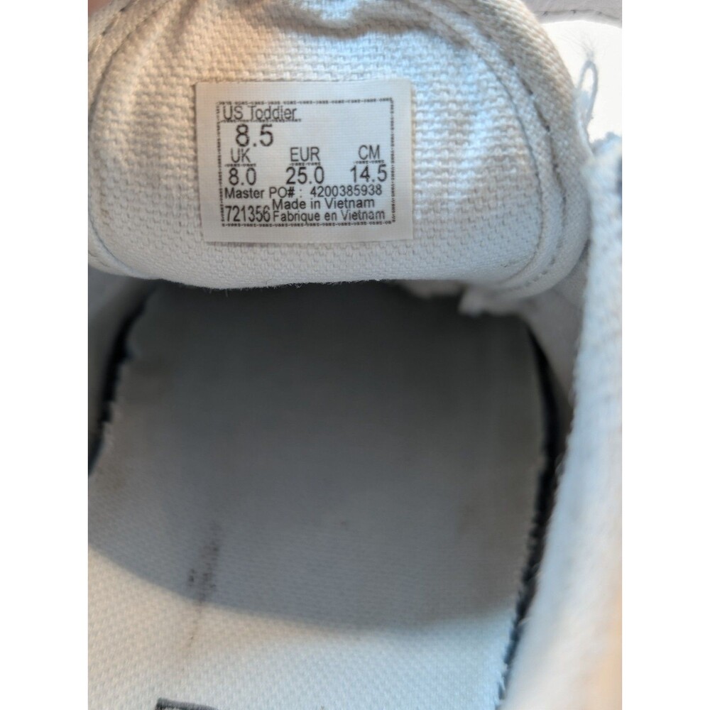 White Unisex Old Skool Classic Low Top Sneakers Toddler Size 8.5 - Picture 9 of 9